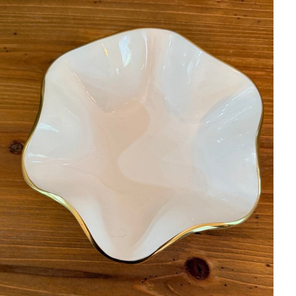 Beatriz Ball Encanto Carola Small Round Bowl- periwinkle
